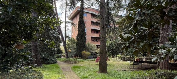 7 rooms Apartment in Florence, Italy No. 15292 4