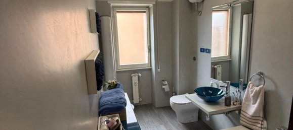7 rooms Apartment in Florence, Italy No. 15292 46
