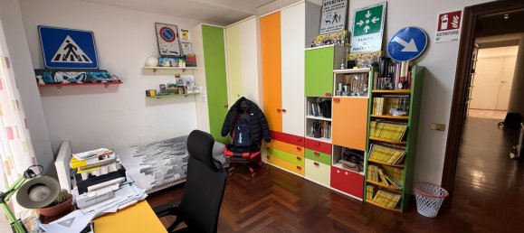 7 rooms Apartment in Florence, Italy No. 15292 40