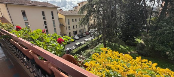 7 rooms Apartment in Florence, Italy No. 15292 30