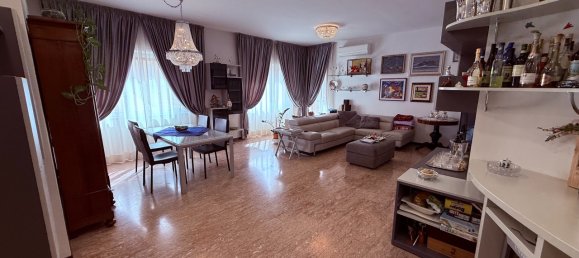 7 rooms Apartment in Florence, Italy No. 15292 16