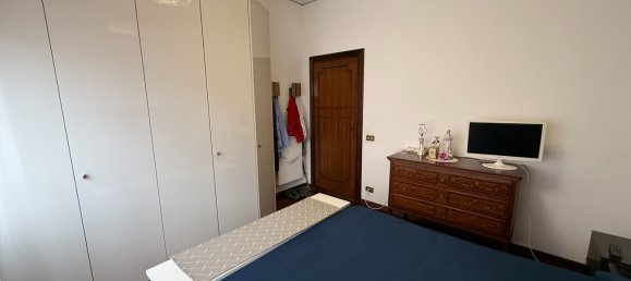 7 rooms Apartment in Florence, Italy No. 15292 37
