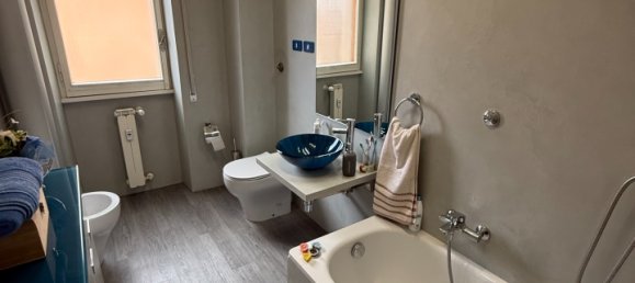 7 rooms Apartment in Florence, Italy No. 15292 47