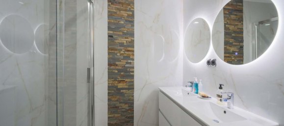 3 bedrooms Apartment in Madrid, Spain No. 118537 20