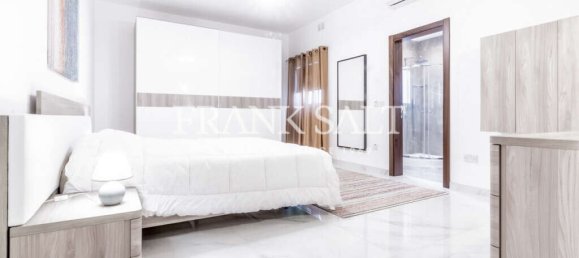 Квартира с 3 спальнями в Та-Шбиш, Мальта № 3851 25