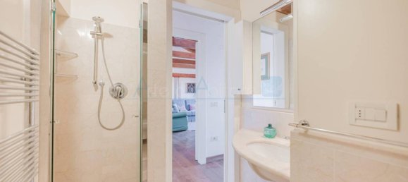 3 Schlafzimmer Penthouse in Venice, Italy, Nr. 59410 25