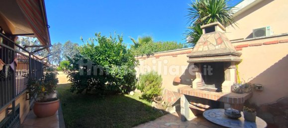 Вилла с 2 спальнями в Ардеа, Италия № 304076 6