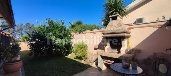 Вилла с 2 спальнями в Ардеа, Италия № 304076 4