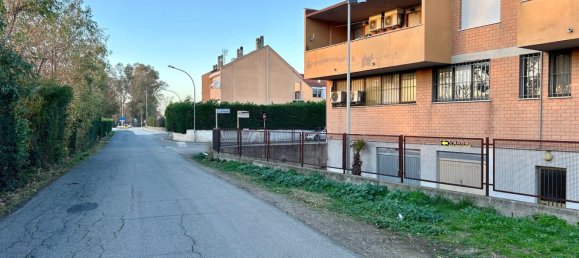 Garage à Civitavecchia, Italy 105m² No. 160069 7