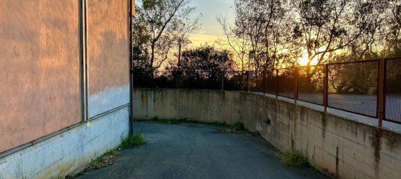 Garage à Civitavecchia, Italy 105m² No. 160069 4