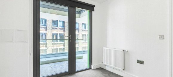 2 bedrooms Apartment in London, United Kingdom No. 8690 16