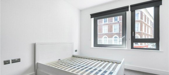 2 bedrooms Apartment in London, United Kingdom No. 8690 10