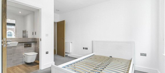 2 bedrooms Apartment in London, United Kingdom No. 8690 5