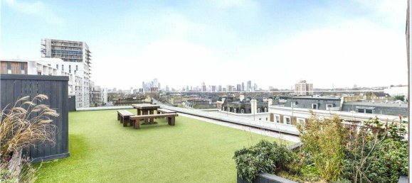 2 bedrooms Apartment in London, United Kingdom No. 8690 2