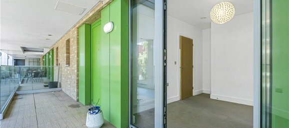 2 bedrooms Apartment in London, United Kingdom No. 8690 17