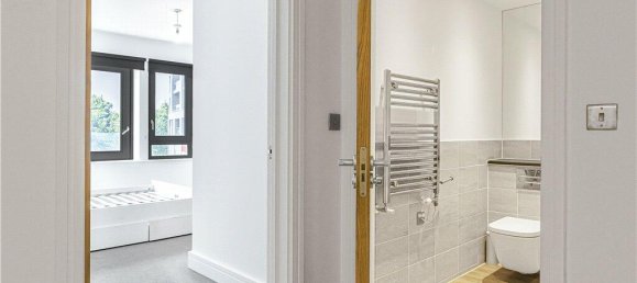 2 bedrooms Apartment in London, United Kingdom No. 8690 13