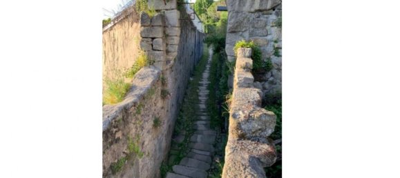  Land in Porto, Portugal No. 9213 4