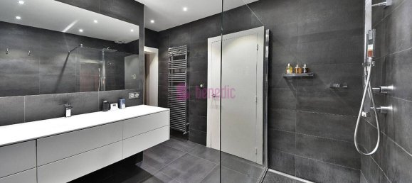 Villa de 4 dormitorios en Metz, France No. 159199 9