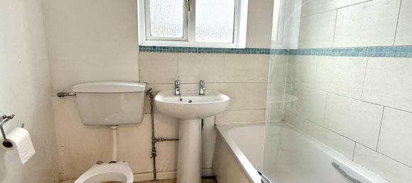 2 bedrooms House in Gillingham, United Kingdom No. 10951 11