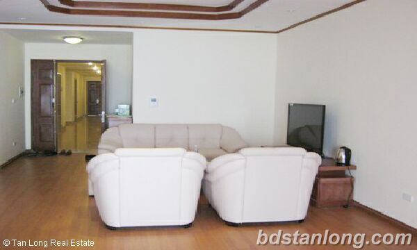 Apartamento de 3 dormitorios en Cau Giay, Vietnam No. 6978