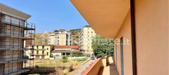 8 غرف نوم فيلا في Castrovillari, Italy رقم 80052 18