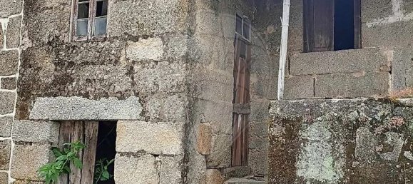 2 bedrooms House in Oliveira do Hospital, Portugal No. 24682 10