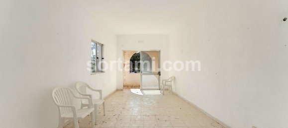 365m² Commercial property in Quarteira, Portugal No. 64195 26