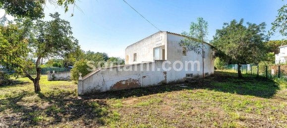365m² Commercial property in Quarteira, Portugal No. 64195 24