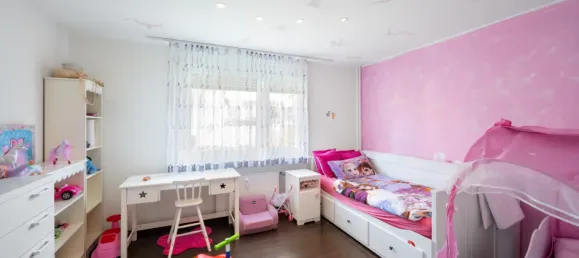 Квартира с 3 спальнями в Лёррах, Германия № 27464 7