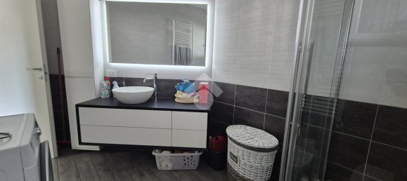 Apartamento de 2 dormitorios en Giussano, Italy No. 73694 25