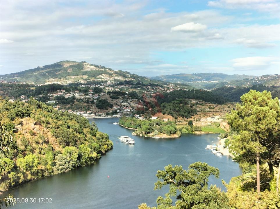  Land in Castelo de Paiva, Portugal No. 304117