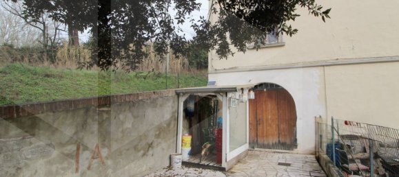 3غرفة شقة في Montopoli in Val d'Arno, Italy رقم 21978 20