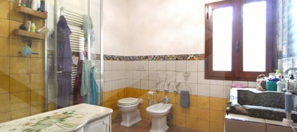 3غرفة شقة في Montopoli in Val d'Arno, Italy رقم 21978 16