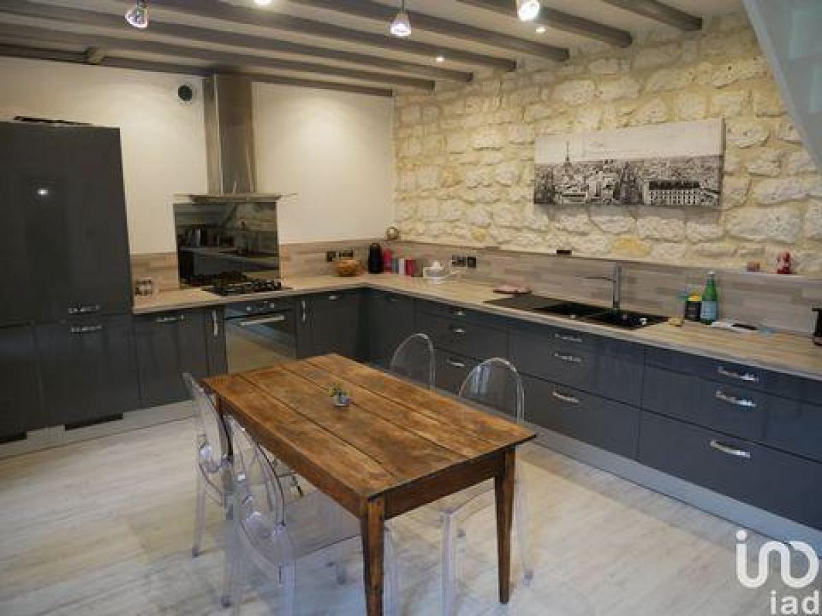 4 bedrooms House in Angouleme, France No. 24003