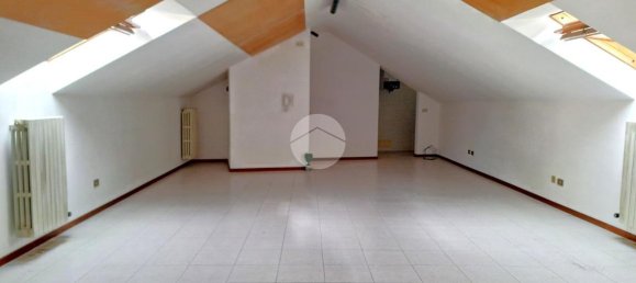 2 rooms Apartment in Voghera, Italy No. 123164 4