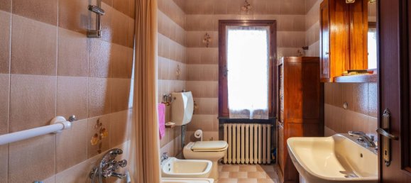 4 rooms House in Maranello, Italy No. 290509 5