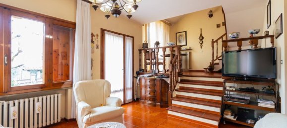 4 rooms House in Maranello, Italy No. 290509 22