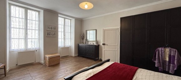 4 bedrooms Castles in Charente, France No. 325679 13