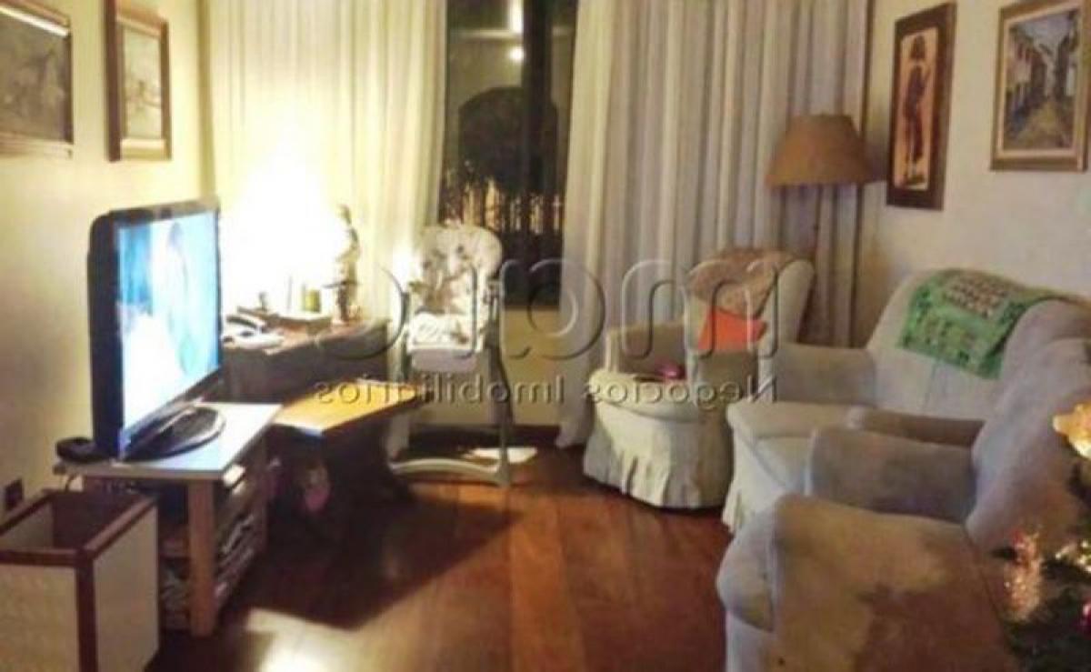 Casa de 4 dormitorios en Sao Paulo, Brazil No. 452086