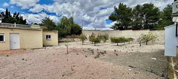 6 bedrooms Villa in Alicante, Spain No. 14258 13