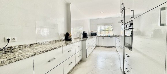 6 bedrooms Villa in Alicante, Spain No. 14258 21