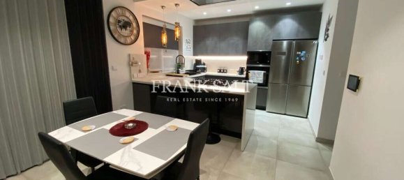 Пентхаус с 3 спальнями в Зуррик, Мальта № 2752 5