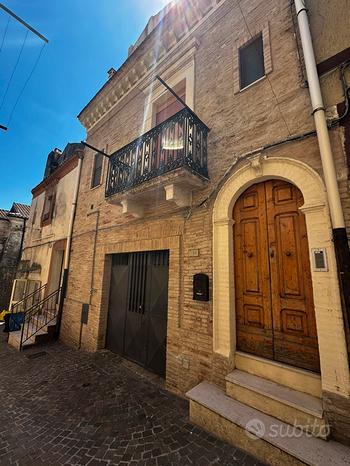 5-Zimmer Haus in Chieuti, Italy, Nr. 260439