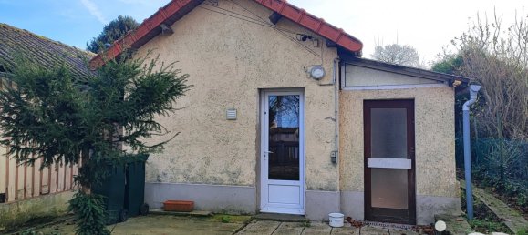 2 bedrooms House in Chaulnes, France No. 56859 2