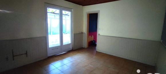 2 bedrooms House in Chaulnes, France No. 56859 6