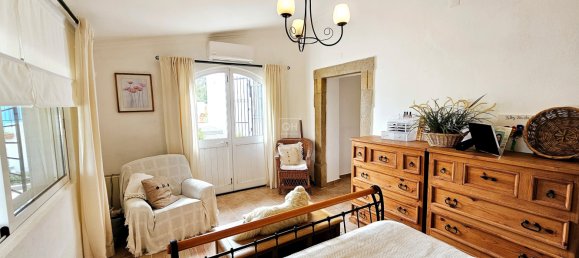 4 bedrooms Villa in Loule, Portugal No. 128341 3