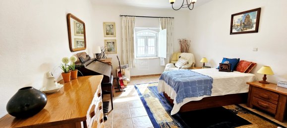 4 bedrooms Villa in Loule, Portugal No. 128341 10