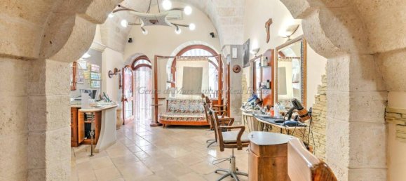 Casa de 8 habitaciónes en Fasano, Italy No. 37331 33