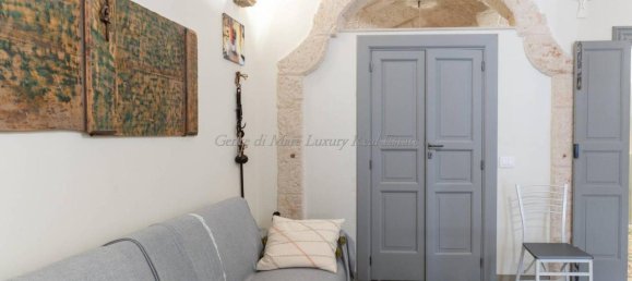 Casa de 8 habitaciónes en Fasano, Italy No. 37331 7