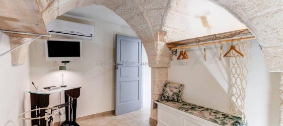 Casa de 8 habitaciónes en Fasano, Italy No. 37331 18